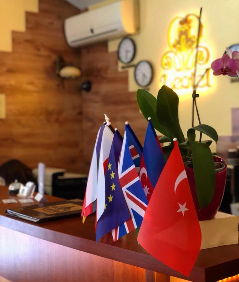 Hotel Leotel Лвив Екстериор снимка